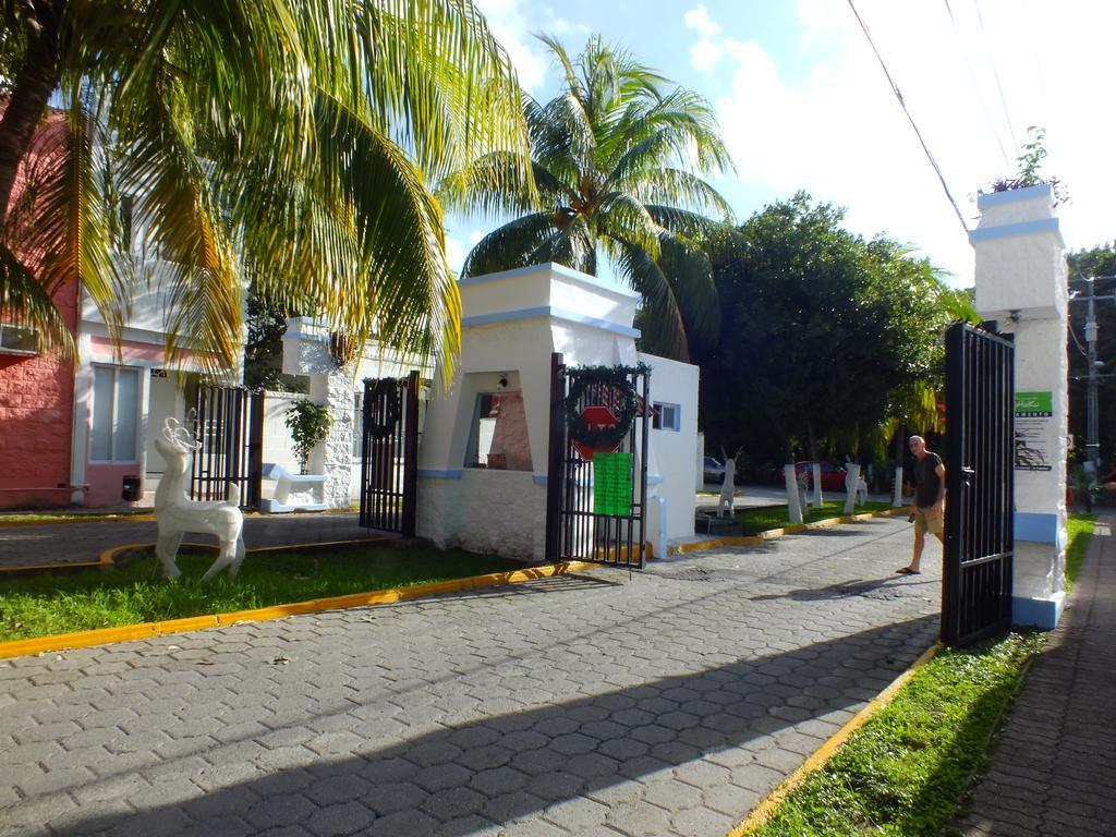 Casa La Palma B&B Playa del Carmen Exterior photo